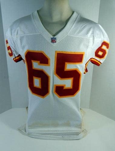 1997-ben a Kansas City Chiefs Jeff Smith 65 Játék Kiadott Fehér Jersey 48 DP17052 - Aláíratlan NFL Játék Használt Mezek