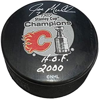 JOE MULLEN Aláírt Calgary Flames 1989-Ben Stanley-Kupa Bajnokok Puck - HOF 2000 - Dedikált NHL Korong